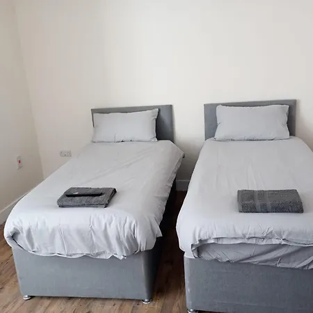 Fish Street Apartments, 8 Fish Street Апартаменты *